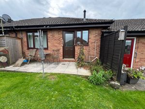 Rear- click for photo gallery